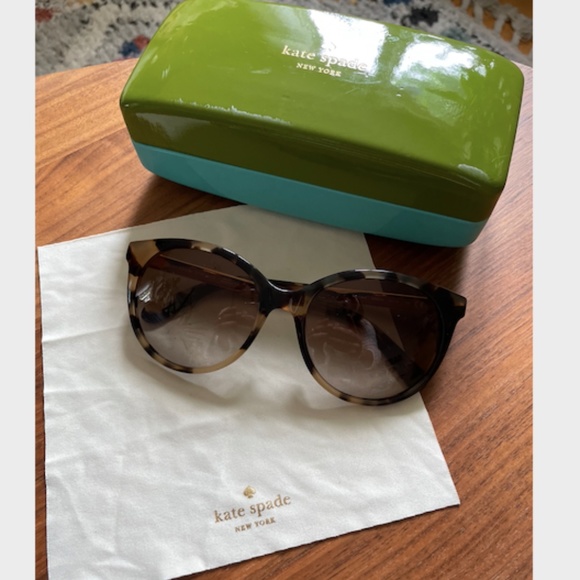 KATE SPADE SUNGLASSES - Picture 1 of 2